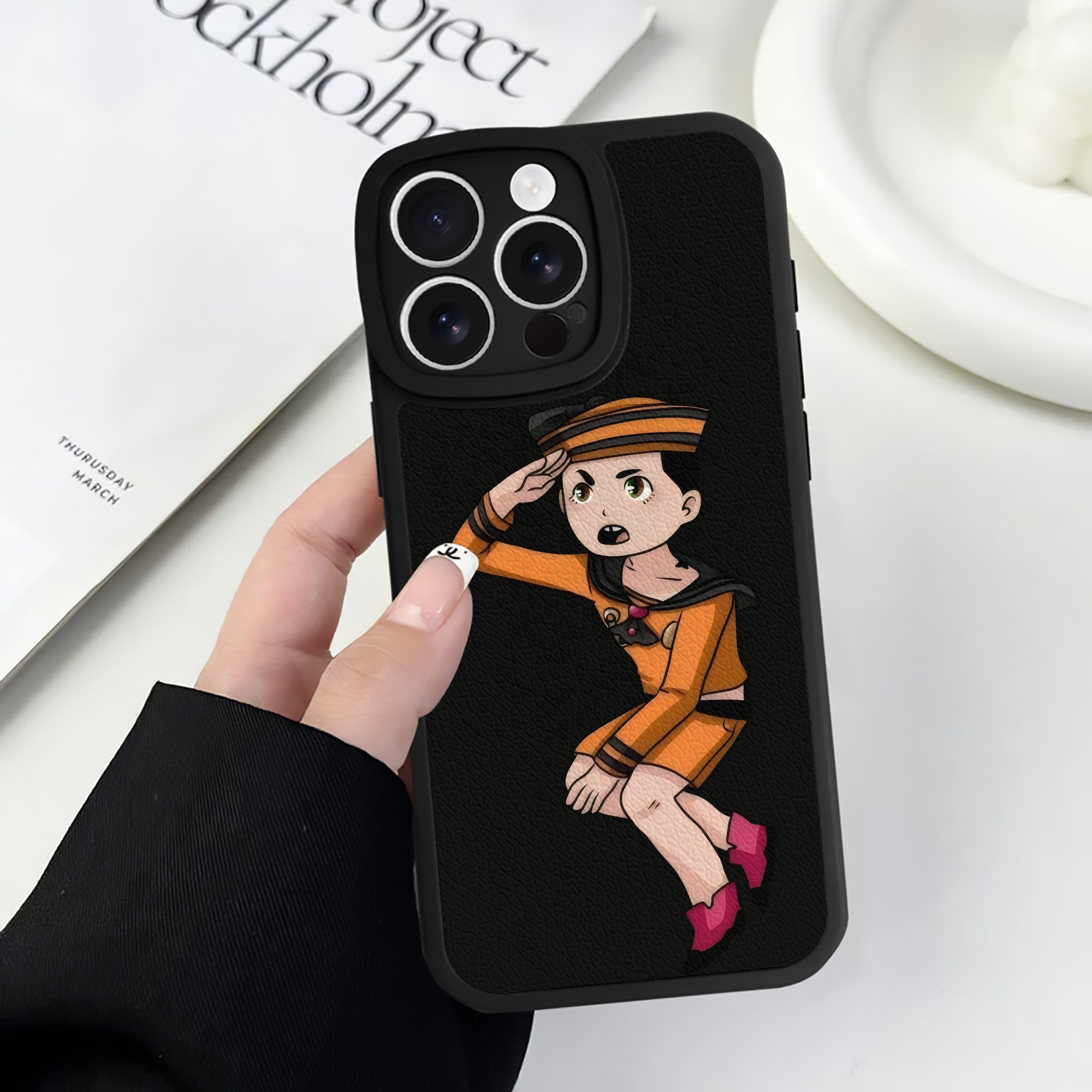 （画像用） ジョジョの奇妙な冒険 東方定助 JoJo's Bizarre Adventure Higashikata Josuke 【iPhone 16シリーズ対応】シリコンスマホケース（レザー調） 材質：シリコン